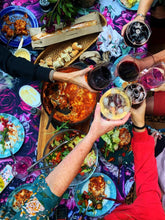 Load image into Gallery viewer, Table Runner (70 cm x 150 cm)