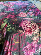 Load image into Gallery viewer, mongolian fleece blanket with floral print and fruits, BOLTE Home Textiles Collection
