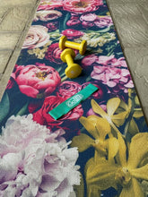 Load image into Gallery viewer, Yoga Mat