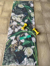 Load image into Gallery viewer, Yoga Mat