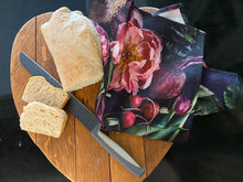Load image into Gallery viewer, Bespoke Napkins with floral print and fruits, BOLTE Home Textiles Collection