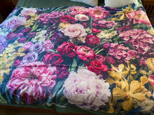 Load image into Gallery viewer, mongolian fleece blanket with floral print and fruits, BOLTE Home Textiles Collection
