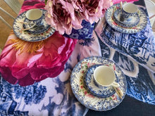 Load image into Gallery viewer, Table Runner (70 cm x 150 cm)