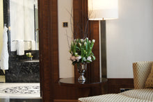 Load image into Gallery viewer, florist london, florist, florist uk, contactless flower delivery, flower delivery, flower delivery uk, home flowers london, event florist london, event florist, event designer london, luxury wedding planner, home interior, luxury event florist london, luxury florist london