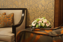 Load image into Gallery viewer, florist london, florist, florist uk, contactless flower delivery, flower delivery, flower delivery uk, home flowers london, event florist london, event florist, event designer london, luxury wedding planner, home interior, luxury event florist london, luxury florist london