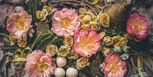 Load image into Gallery viewer, Apron with floral print and fruits, BOLTE Home Textiles Collection