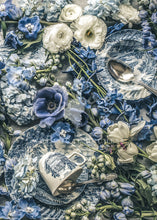 Load image into Gallery viewer, Square Scatter pillow (without inners)
