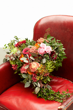 Load image into Gallery viewer, florist london, florist, florist uk, contactless flower delivery, flower delivery, flower delivery uk, home flowers london, event florist london, event florist, event designer london, luxury wedding planner, home interior, luxury event florist london, luxury florist london
